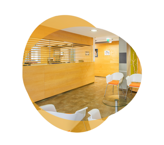 Helle und freundliche Ordination der Kinderwunsch-Clinic Dr. Zech 